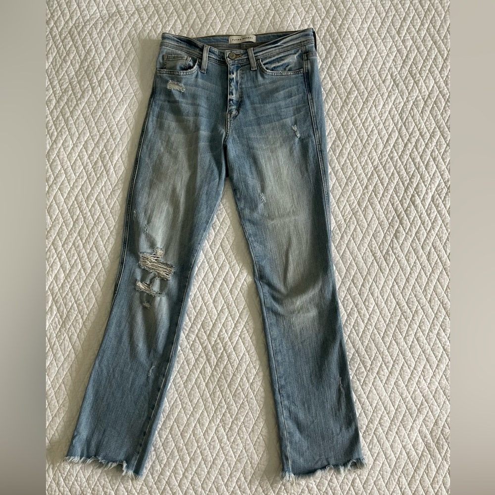 Flying Monkey Sz 26 Distressed Jeans Light Wash
